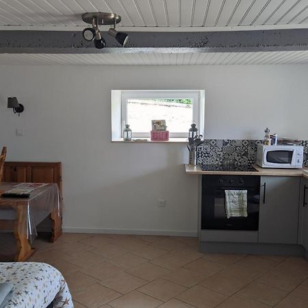 Studio A La Campagne Dans Corps De Ferme Renovee Chancey 객실 사진